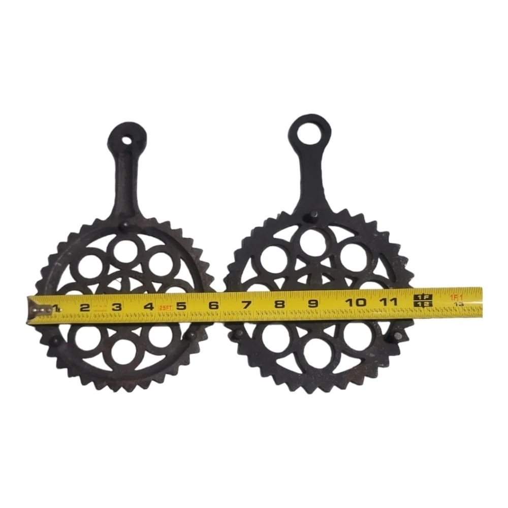 ⏳️Vintage⏳️ Cast Iron Trivet Round Pot Holders / Tea Warmer Set